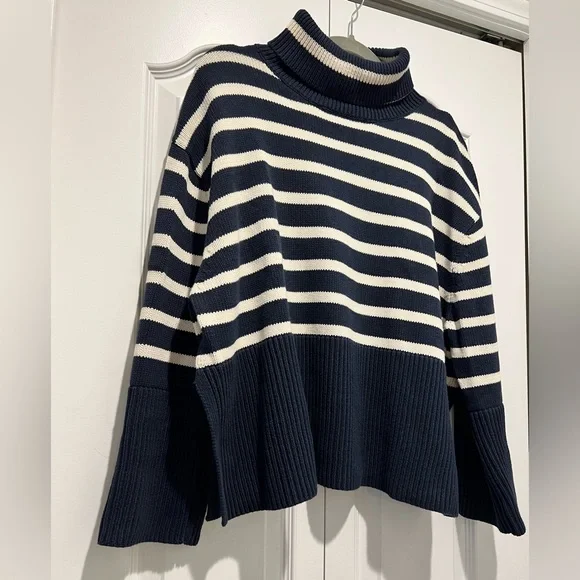 GAP Sweaters Gap 247 Split Hem Turtle Neck Sweater Poshmark